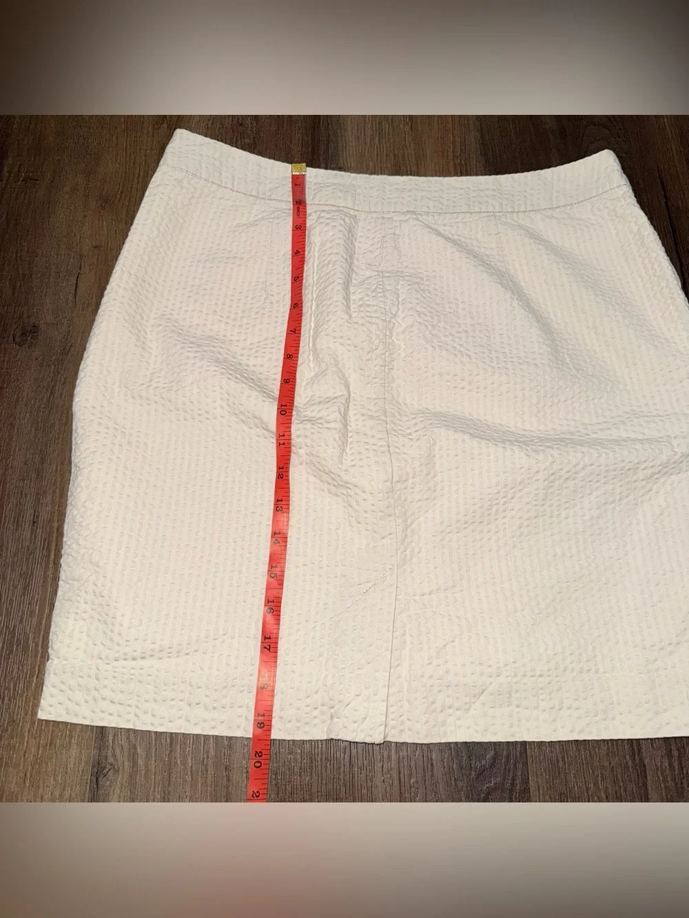 L.L.Bean Women’s Beige Seersucker Straight Mini Skirt